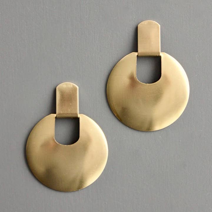 David Aubrey Jewelry - Wholesale Dangle Earrings - BKNE78 Geometric round brass post earrings0