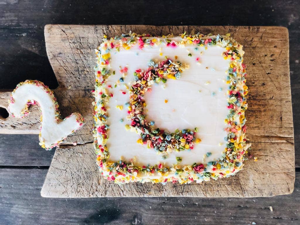 Cooka's Cookies - Wholesale Pet Treats - Dog - Cake in a Box - Chicken or Krill Cake Mix for dogs3