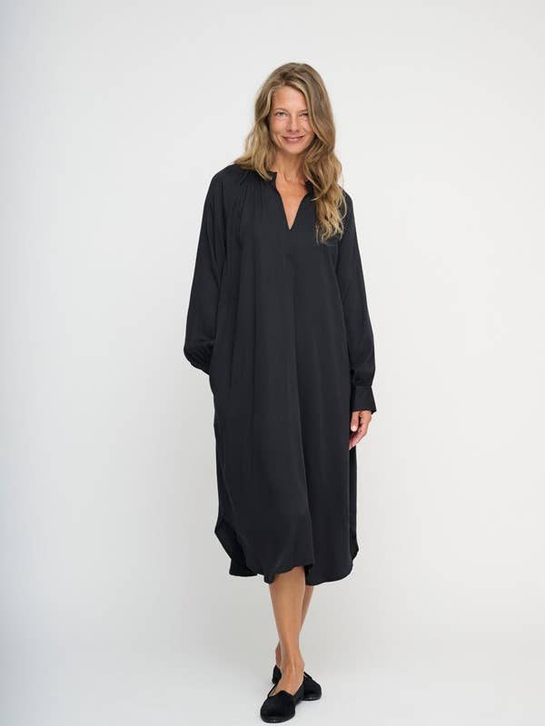 above dress silky - black for wholesale by moshi moshi mind