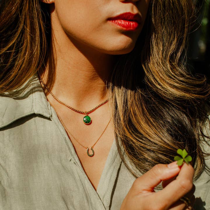 ETHICGOODS - Wholesale Pendant/Charm Necklace - Classic Gold Stone Pendant Necklace - Malachite2