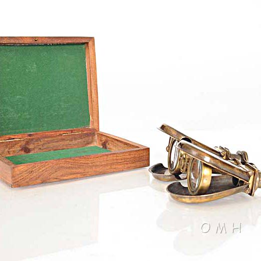 Faltfernglas in Holzkiste für den Großhandel von Old Modern Handicrafts, Inc.