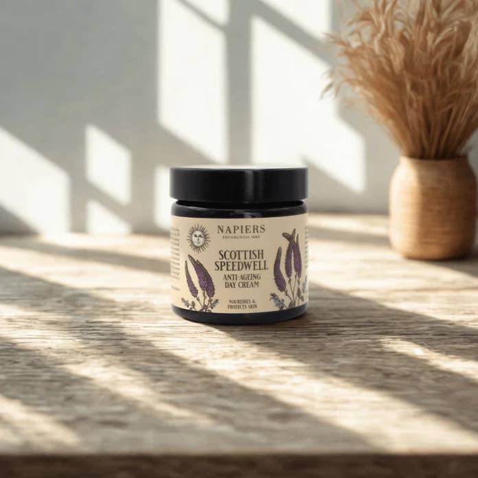 Napiers – wholesale Anti-aging moisturiser – Napiers Speedwell Ageless Day Cream10