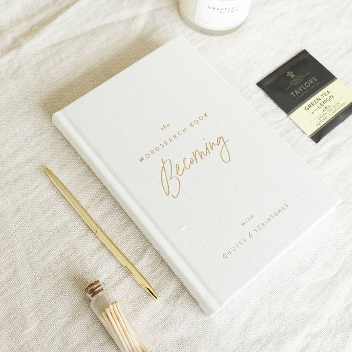 Margot + Co. - Wholesale Pen - Gold Pen2