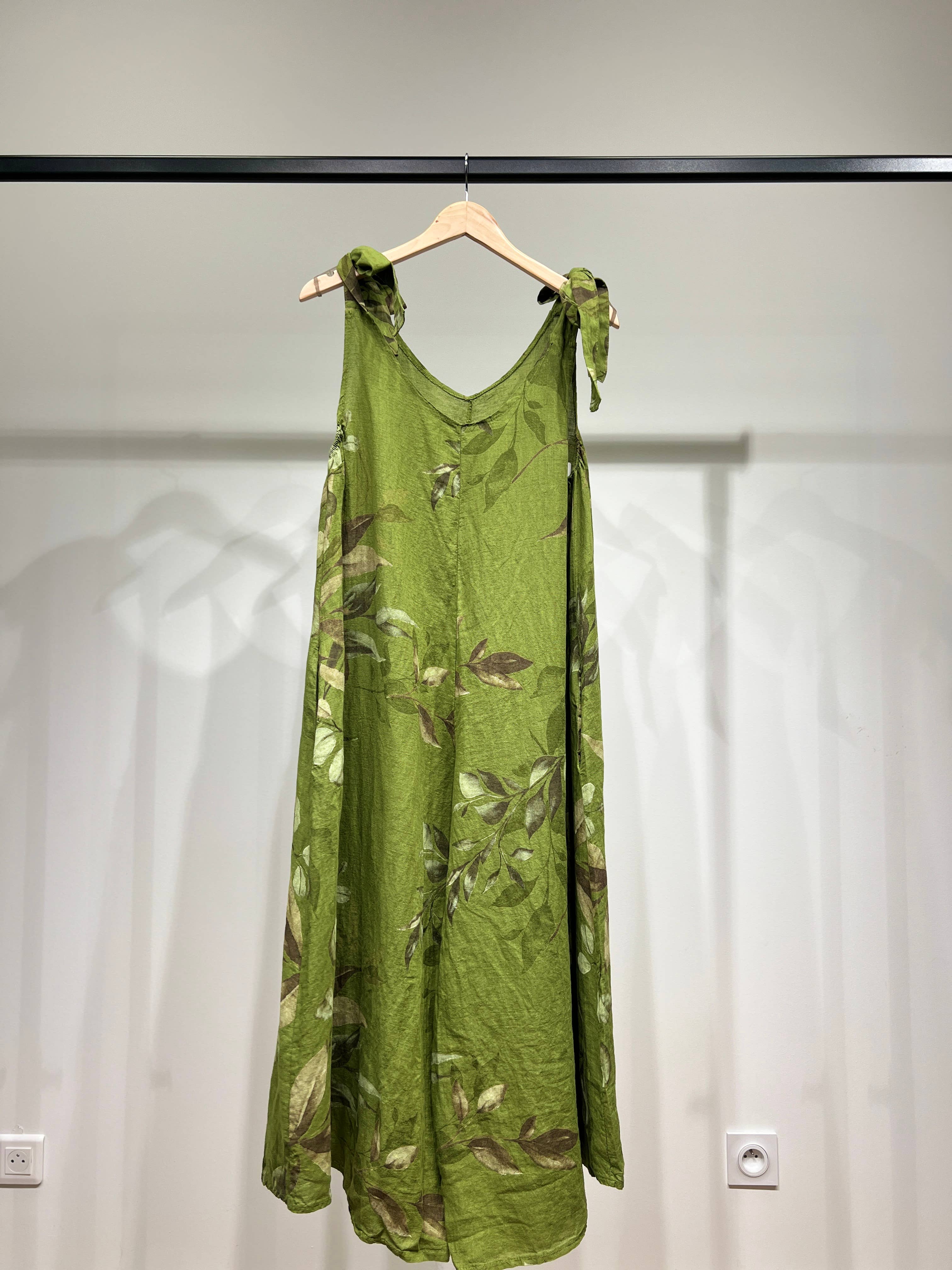 L'Emotion - Vendita all'ingrosso Tuta intera - Donna - Tuta in lino 100% con motivo floreale e spalline annodate11