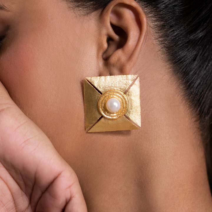 Big Pearl Gold Studs: Handmade Artisanal Brass Earrings for wholesale by DIORA