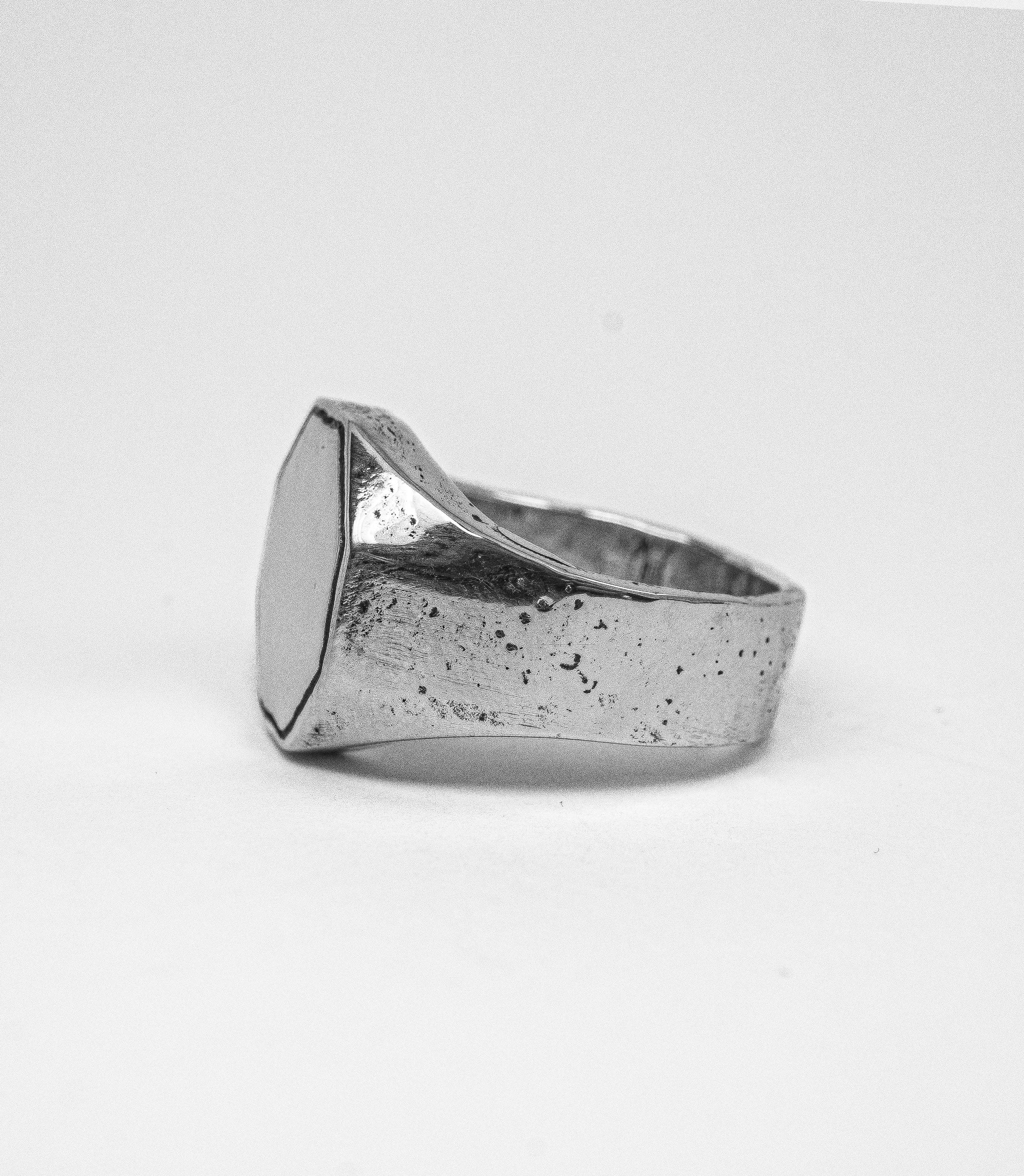 Lost Amigo - Wholesale Signet Ring - Old City2