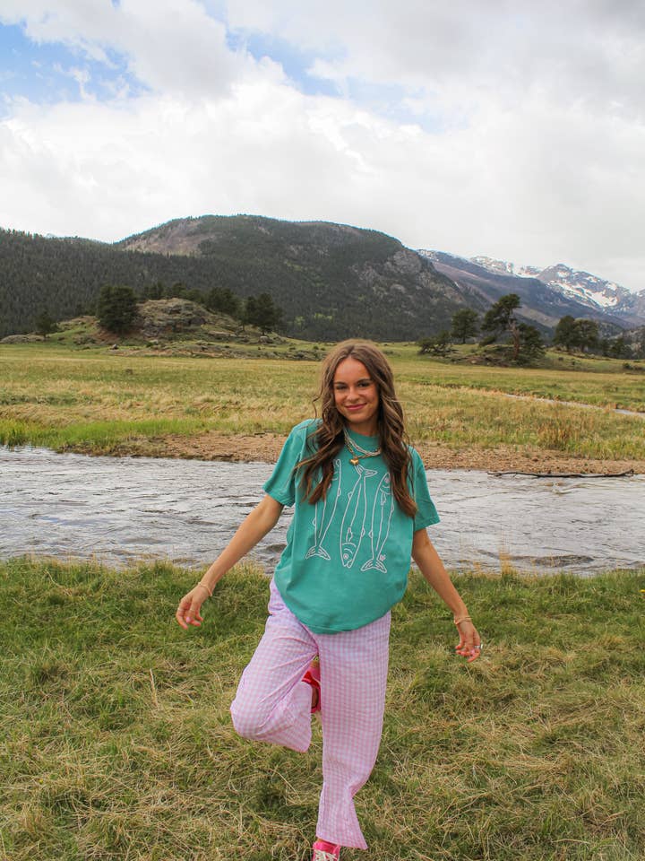 Camiseta Let's Go Fishing para venta al por mayor de Raine Company