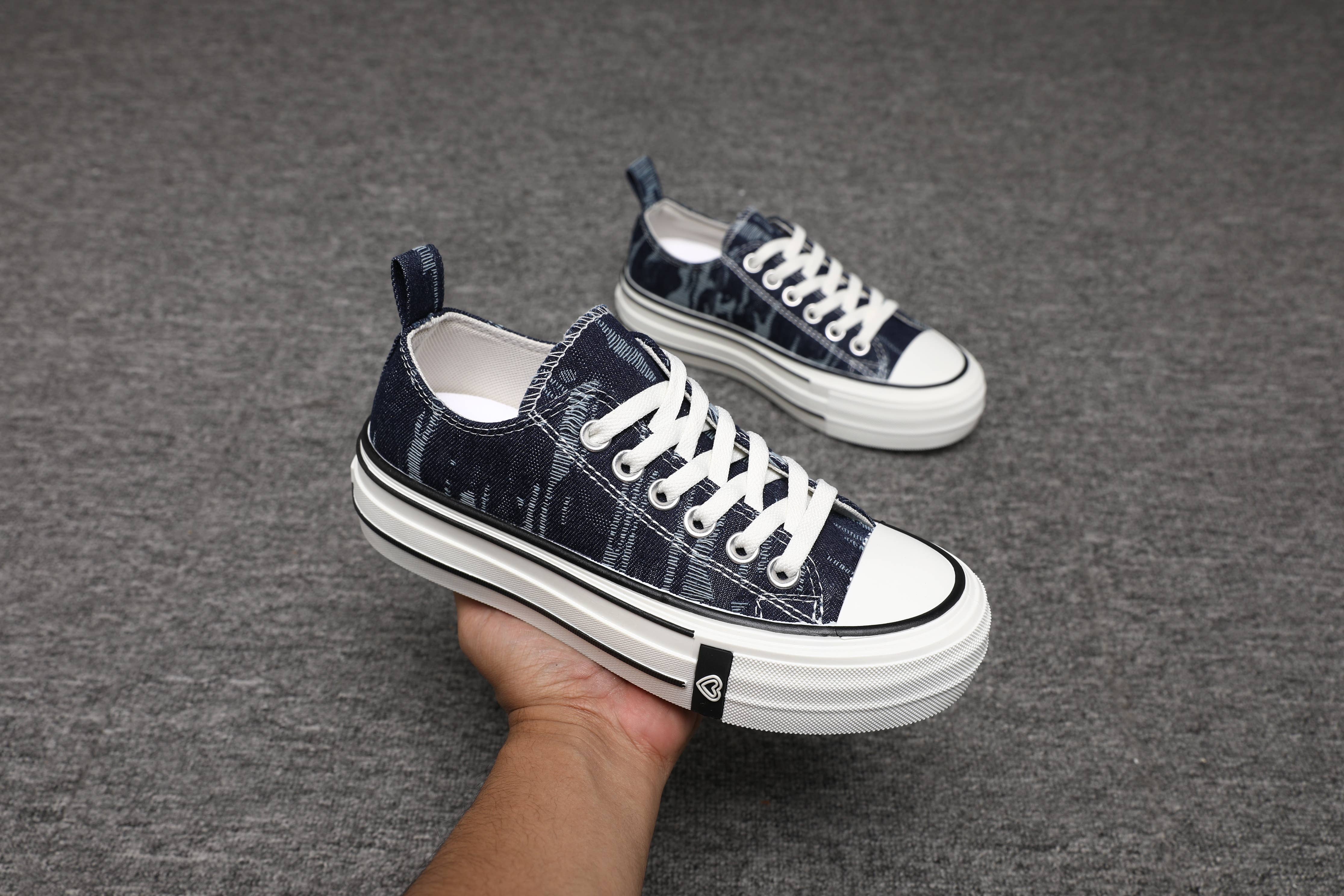 Top Staka - Wholesale Sneakers - Dames - Top Staka damessneakers van canvas met chunky plateauhak9