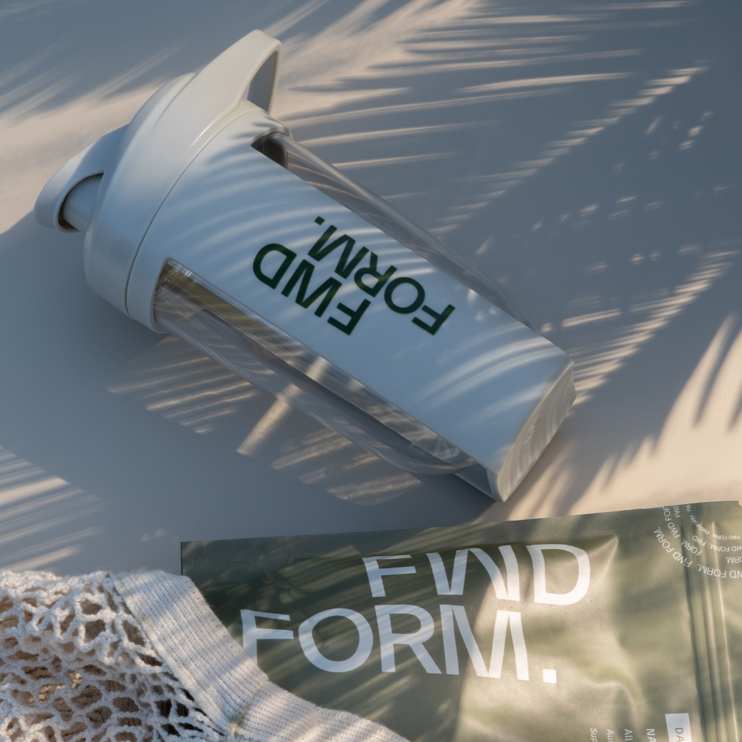 FWD FRM - Wholesale Drinking glass/cup - Curved Bottom Shaker5