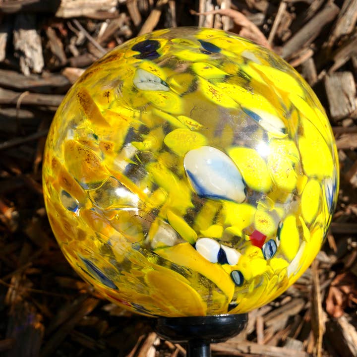 ApricotMint - Wholesale Garden/lawn stake - 4" Assorted Solar LED Orb Stake3