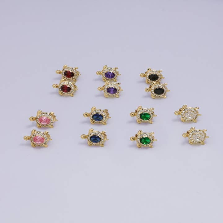 Boucles d'oreilles Huggie Tortue Animale en Or 24K Rempli Micro Pavé CZ | AB1036 - AB1062 pour la vente par Aim Eternal