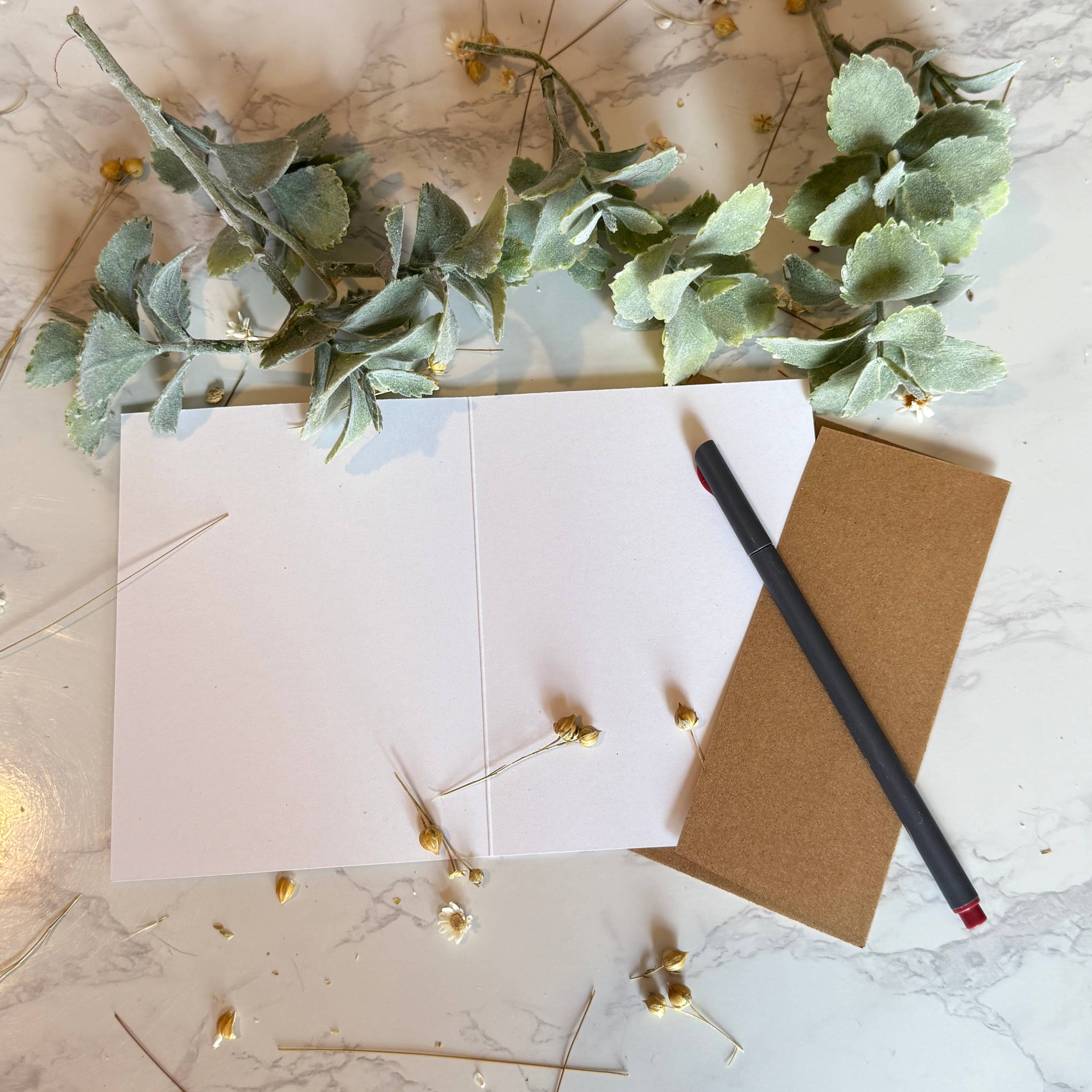 Quirks of Art co. - Wholesale Stationery/Notecard Set - Illustrated Utah Map Stationary | The Beehive State2