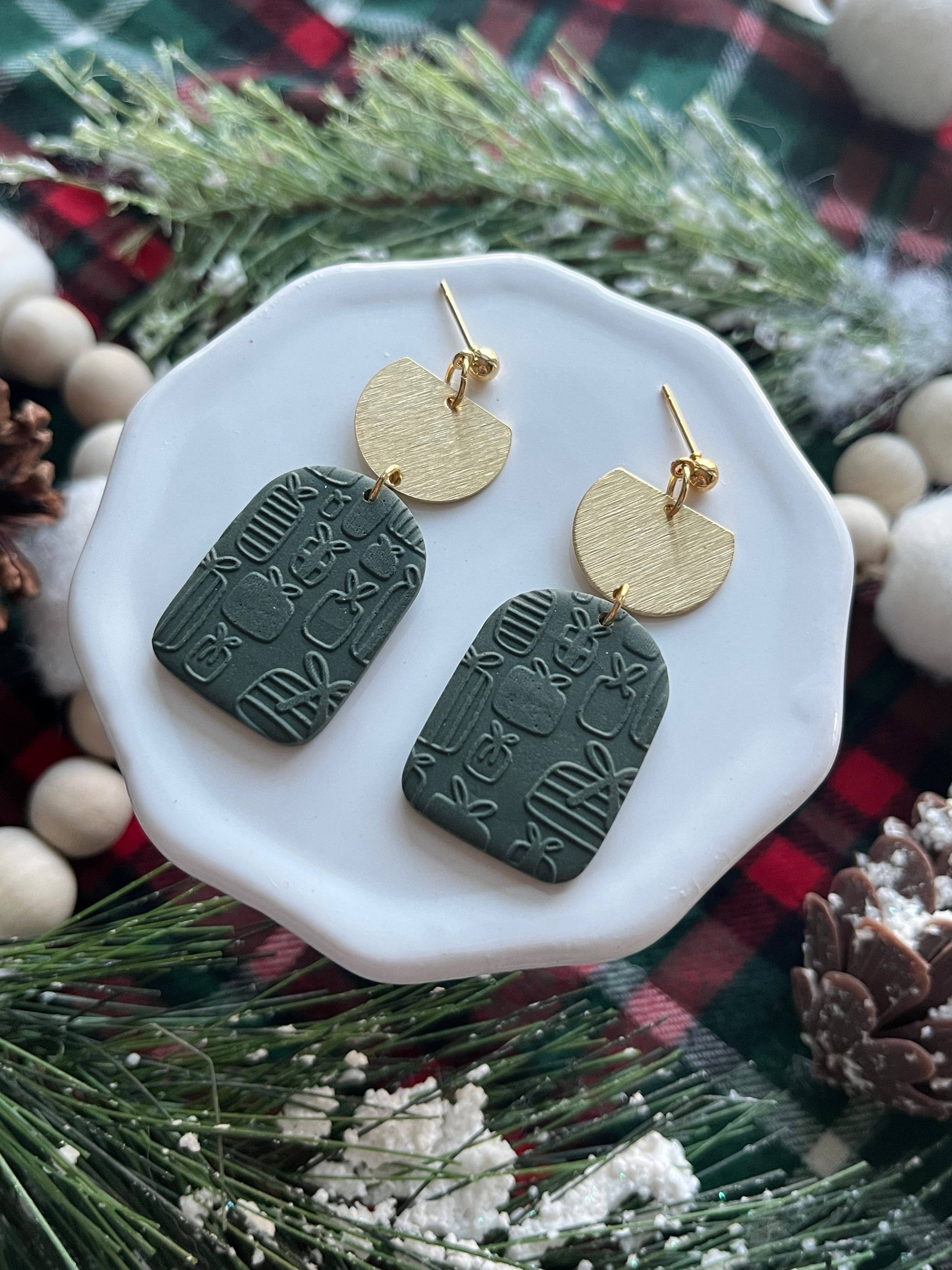 Happy and Hannahmade - Wholesale Dangle Earrings - Kelly Dangles3