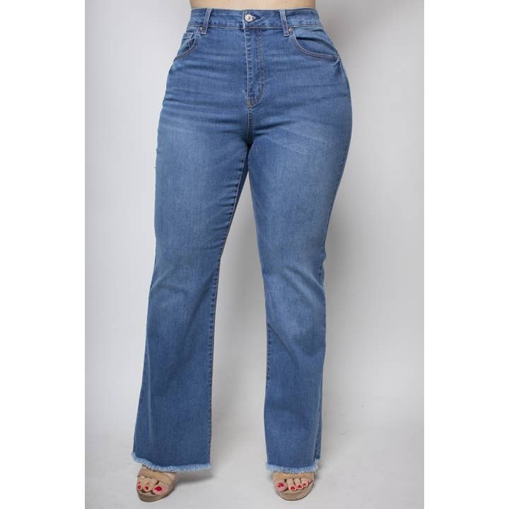 PLUS SIZE HIGH WAISTED FLARE FRAYED HEM JEANS for wholesale by Curve Market