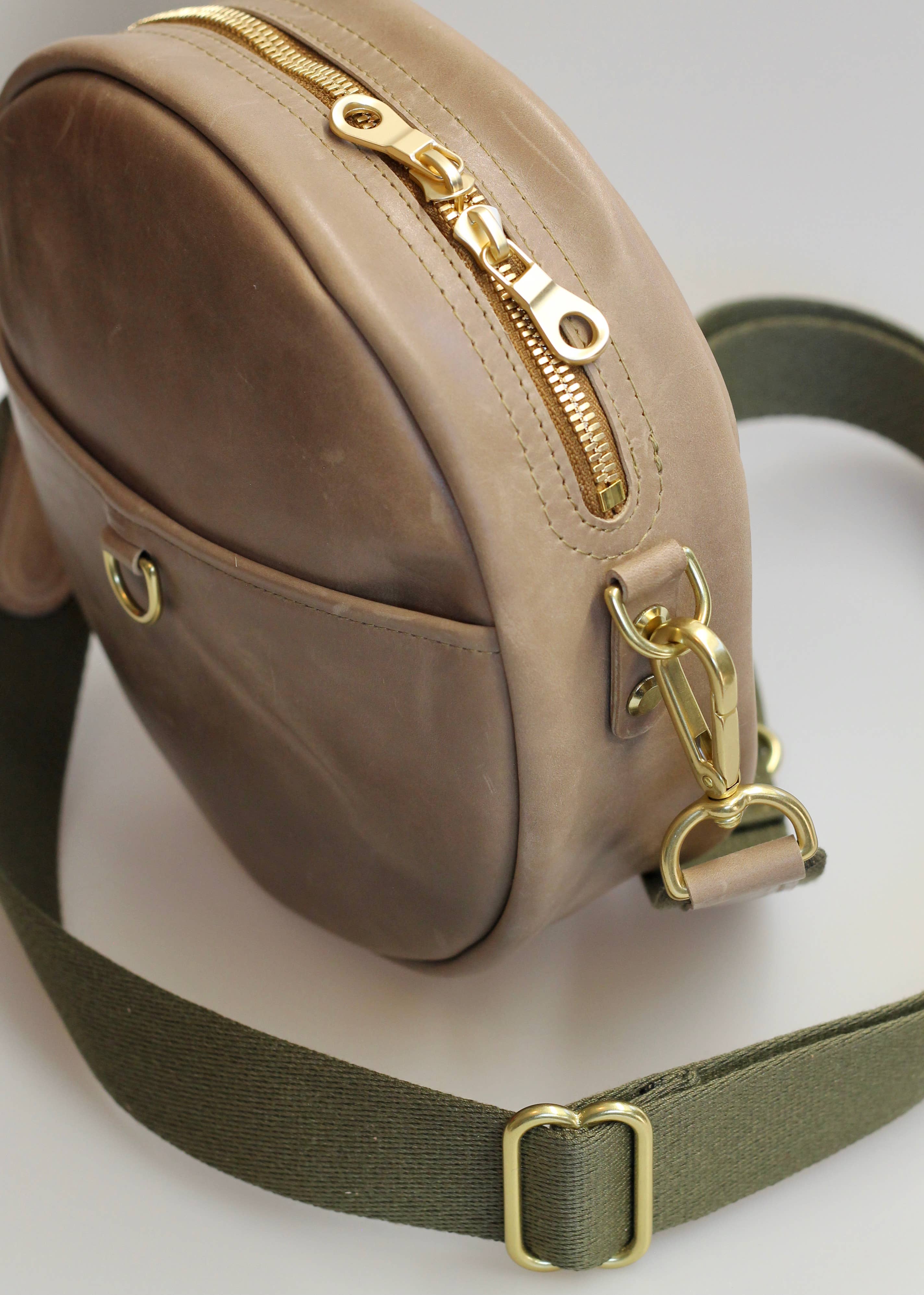 Blackburn Goods – Großhandel Schultertasche – Damen – Die Kantinentasche14