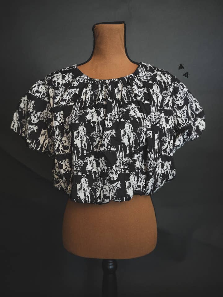 2 Fly Co - Wholesale Blouse - Women's - AT DUSK PONY PUFF