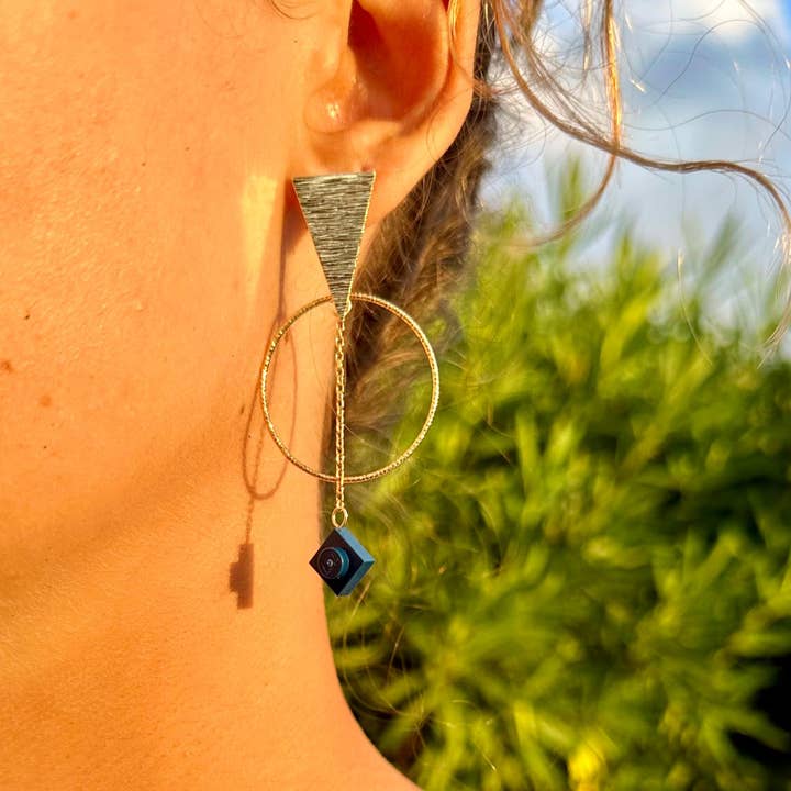 Brique d'Oreille - Vente Boucles d'oreilles pendantes - Boucles d'oreilles ethniques dorées - Les Voyageuses13