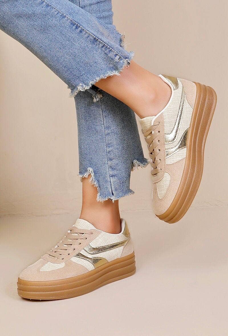 No Doubt Shoes – wholesale Lifestyle trainers – Women′s – WOMENS LACE UP GUM SOLE SIDE DETAIL CHUNKY SNEAKERS2