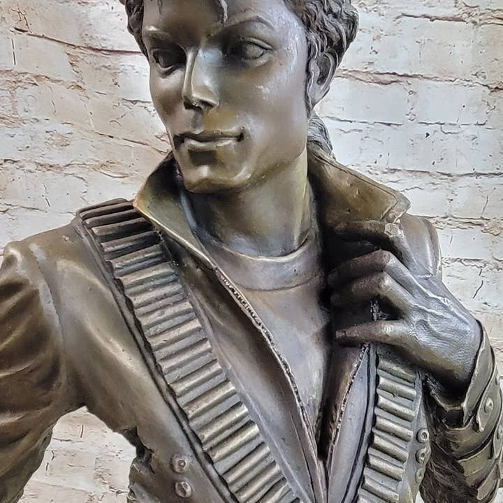Bronzhaus - Wholesale Sculpture - Michael Jackson Limited Edition Bronze Metal Sculpture "King of Pop" by Aldo Vitaleh7