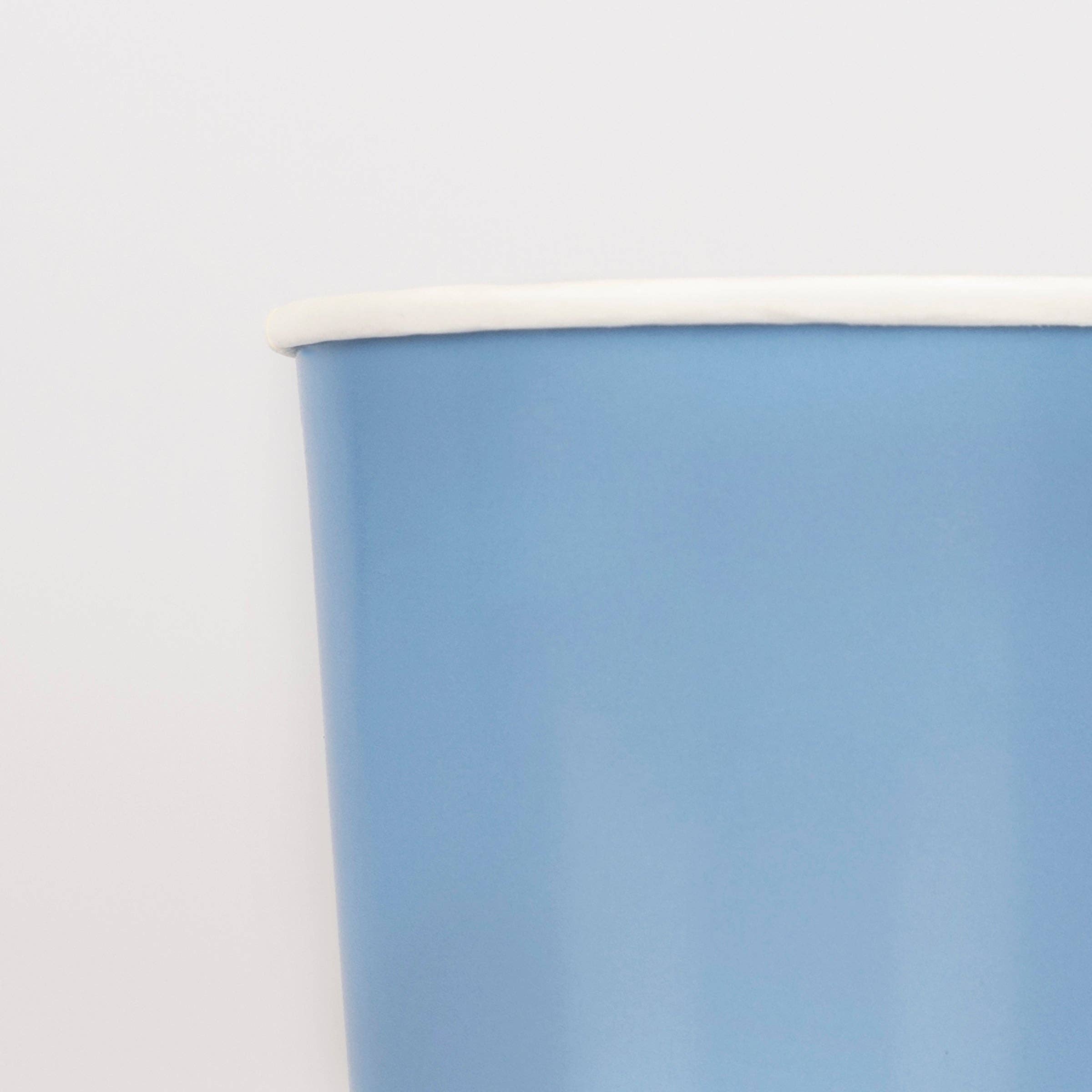 Meri Meri – wholesale Disposable cup – Cornflower Blue Tumbler Cups2