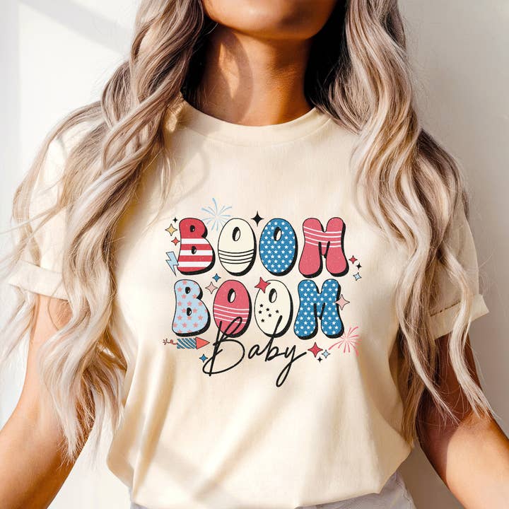 Boom Boom Baby 4 juli Grafisch T-shirt voor wholesale door Happy Mail Wholesale