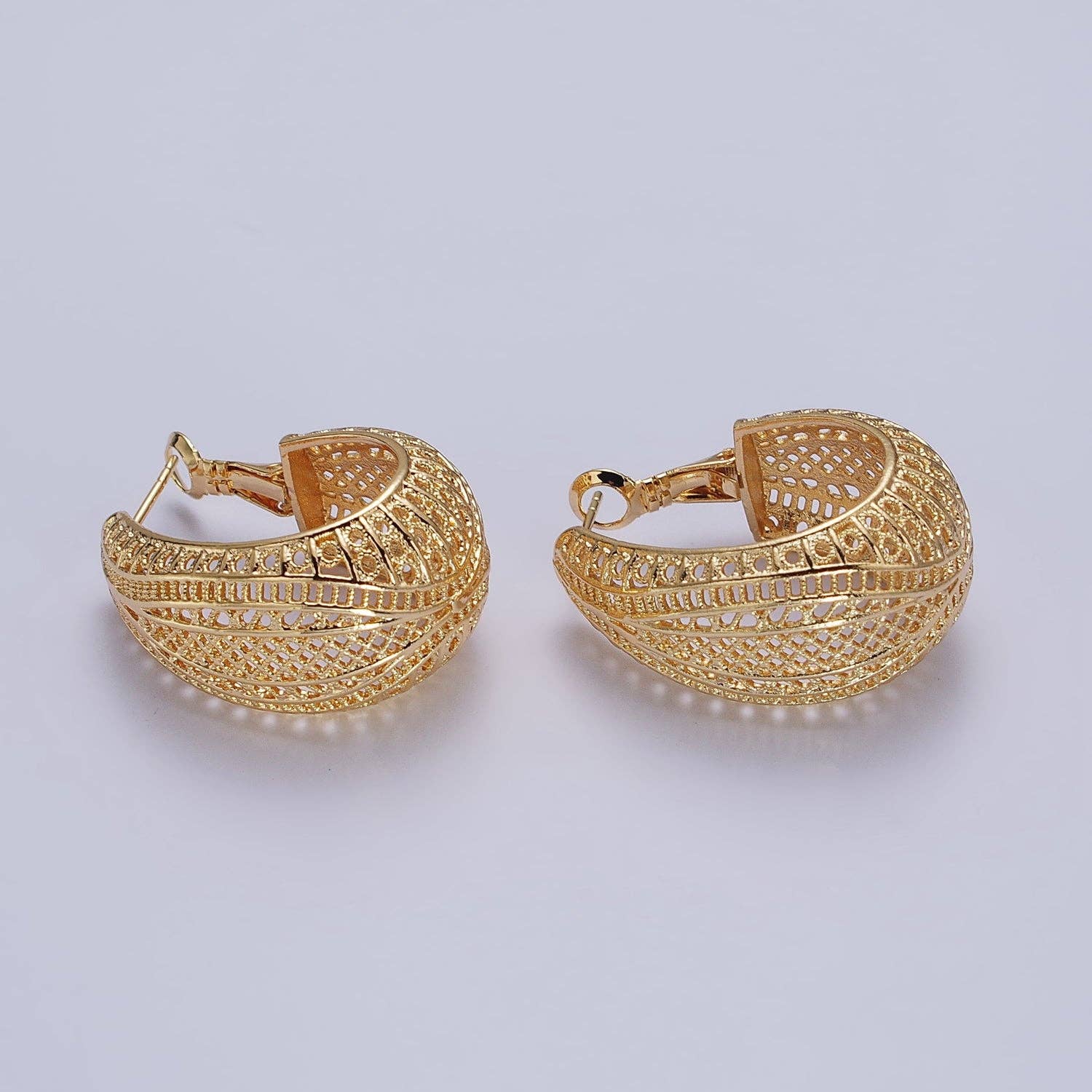 Aim Eternal - Wholesale Hoop Earrings - 25mm Gold Filigree-Patterned Dome Hoop Earrings0