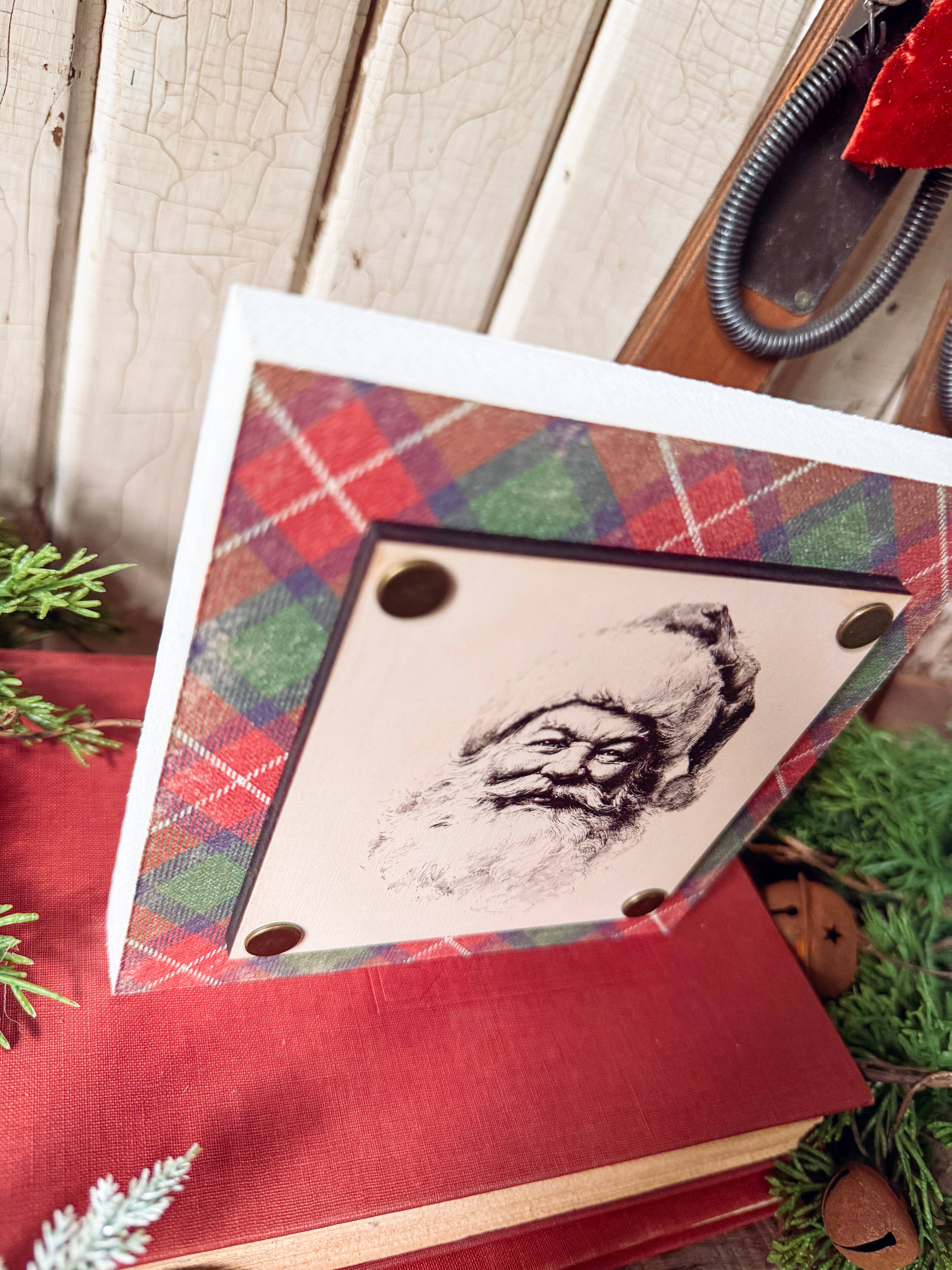 WillowBee Signs & Designs - Wholesale Sign - Mini Block Sign- Vintage Santa Face Plaque3