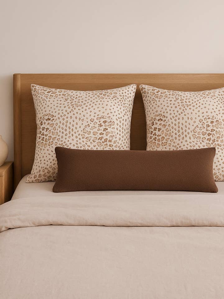 Gepard sammetkuddar för wholesale av Anaya Home