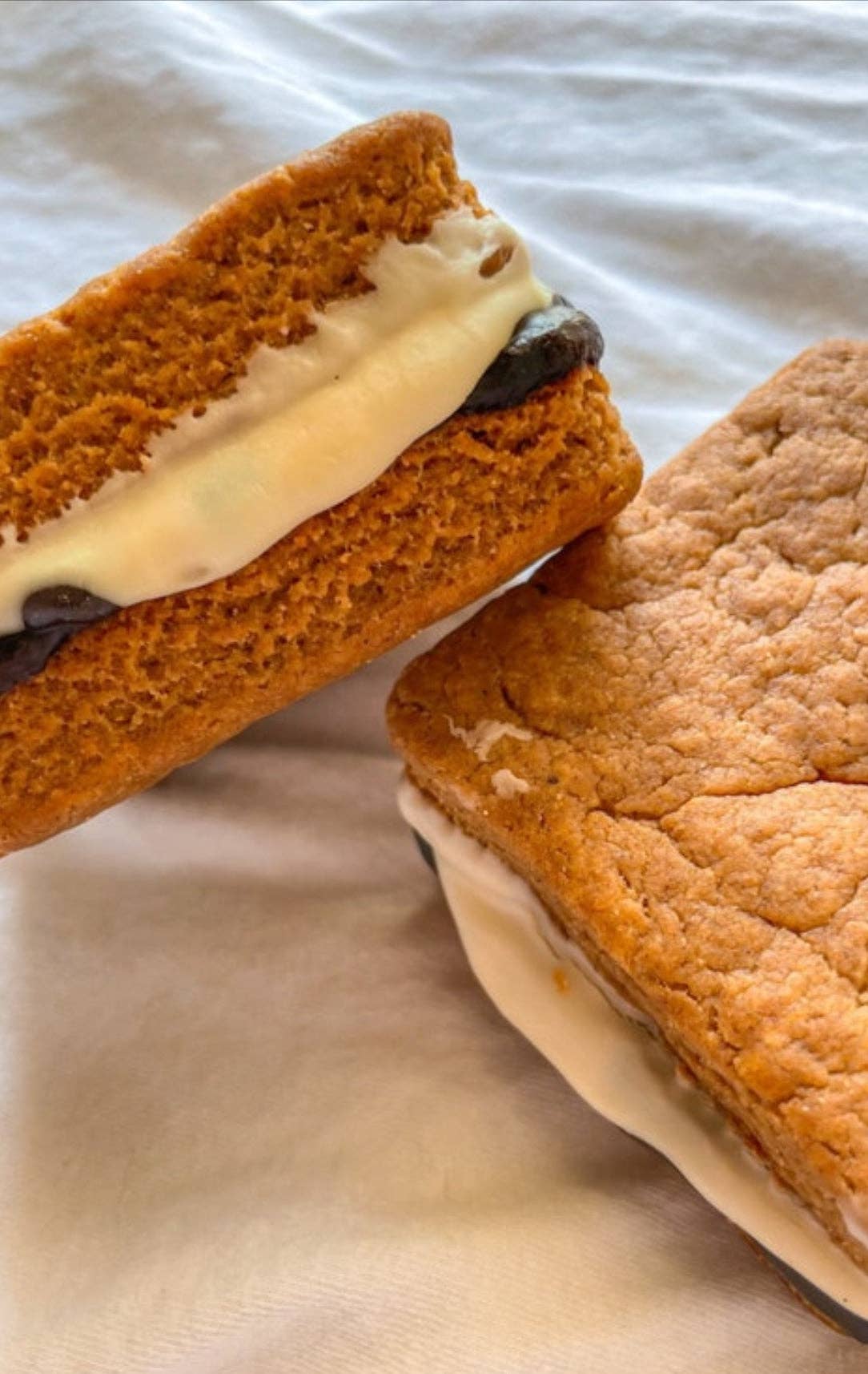 Big Head Barkery - Wholesale Pet Treats - Dog - Doggie S'mores Dog Treats | Peanut Butter, Yogurt & Carob3