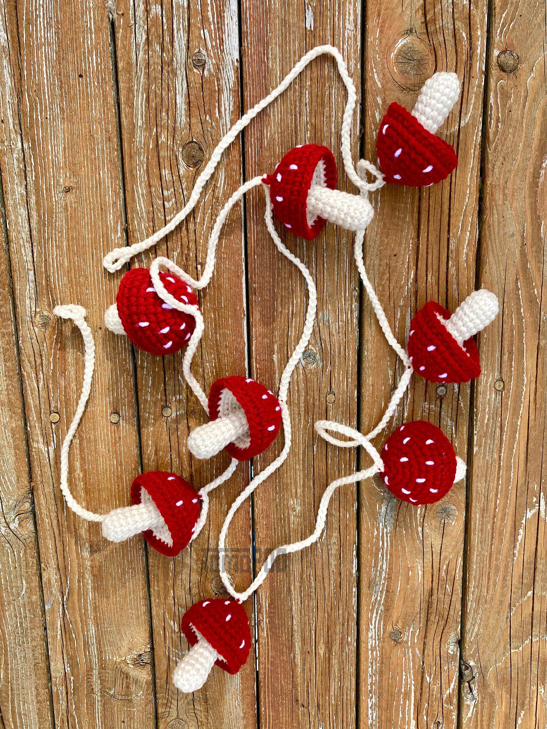 TOMOPOD LLC - Wholesale Bunting/Garland - Crochet Mushroom Garland, Toadstool Garland, Fall Home Decor7