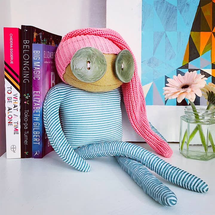 Ruby Ruth Dolls - Wholesale Decorative Tabletop Object - Rita, ornamental collectable art doll2