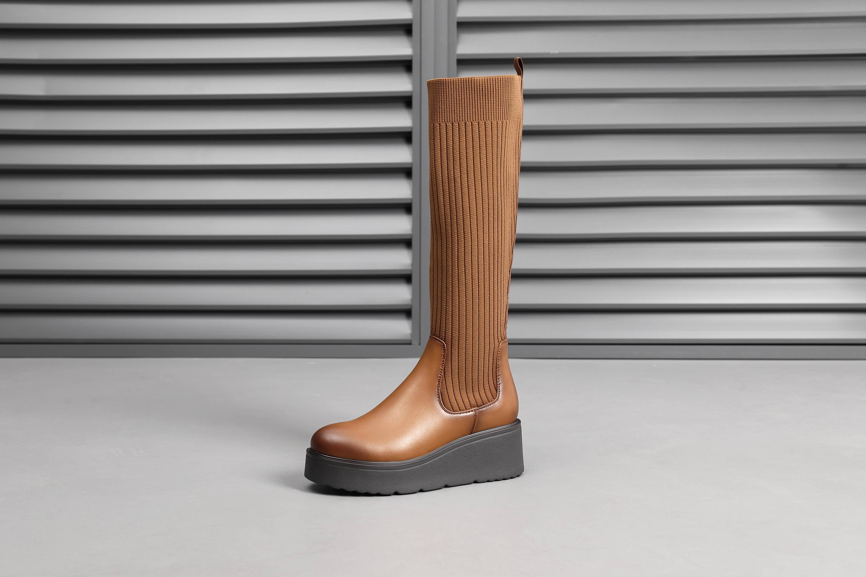 Top Staka – wholesale Boots – Women’s – A2375 Women high knee knitted boots13