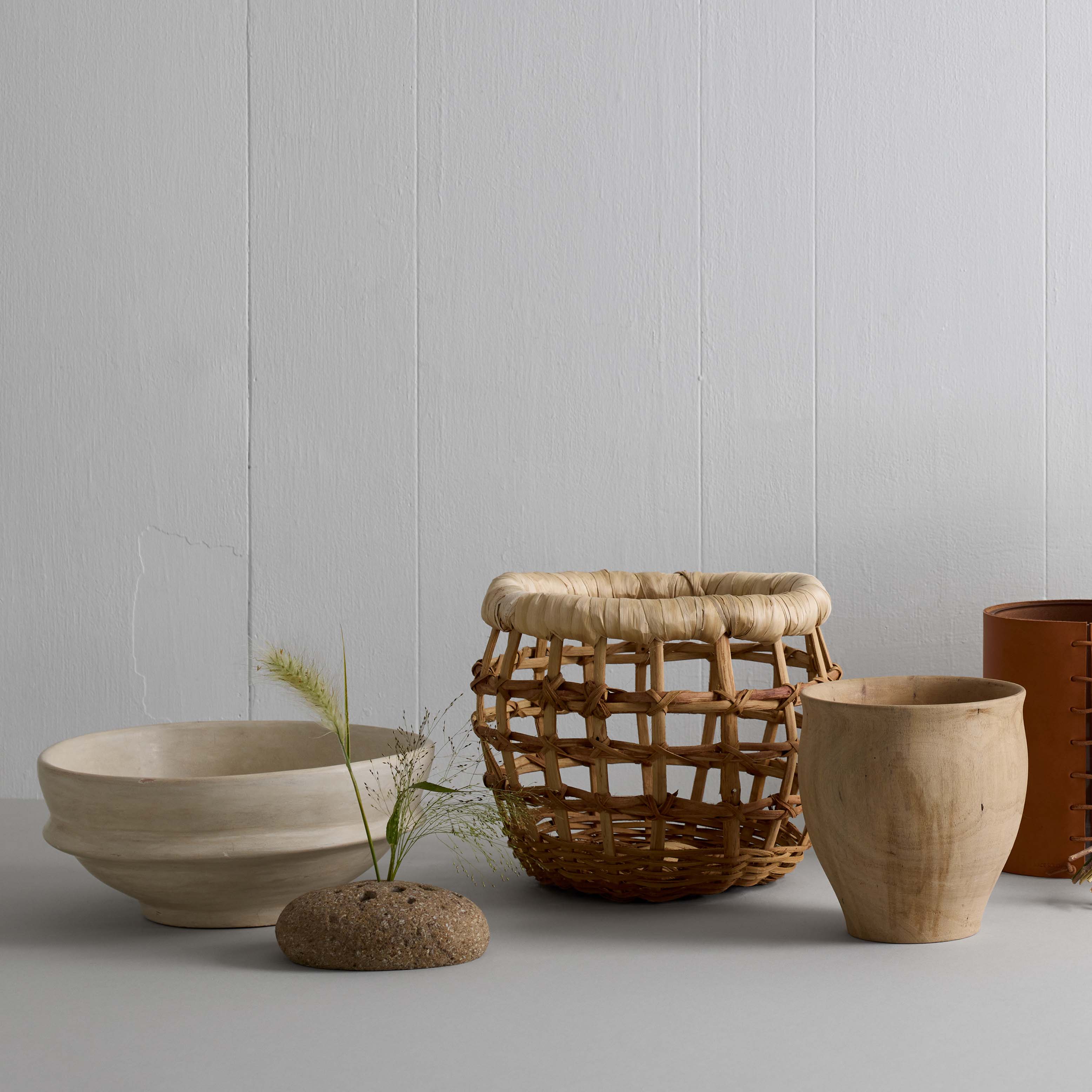 Bloomist - Wholesale Decorative Tabletop Object - Oval Stone Frog10