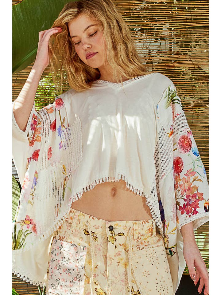 Pol Clothing - Wholesale Knit Top - Women's - V-neck drop shoulder print fabric contrast knit top SALE