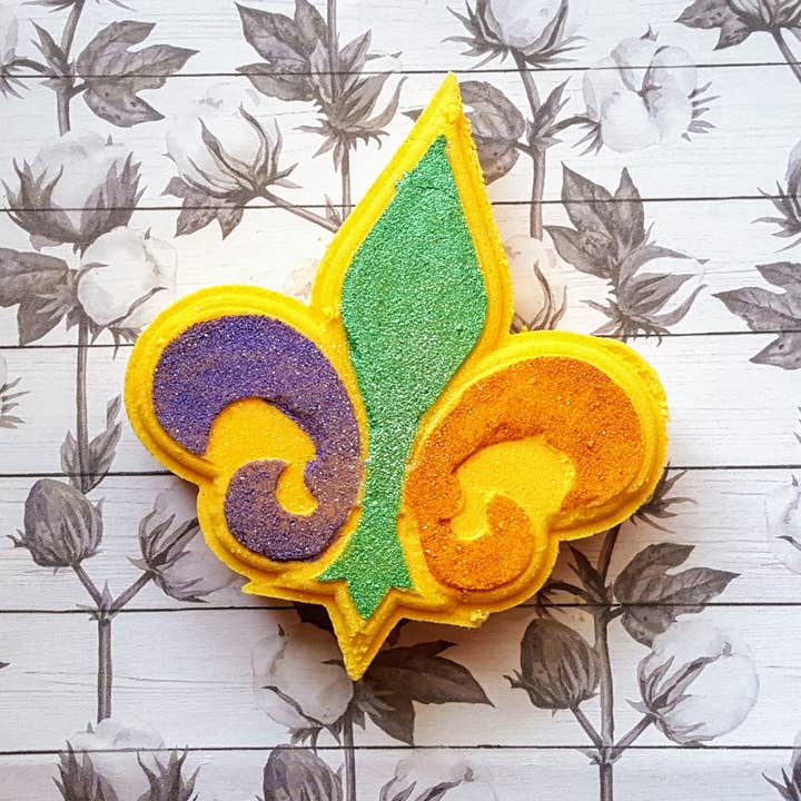 NOLA Soap Works - Wholesale Bath Bomb/Fizz - Mardi Gras Magic Fleur-de-Lis Bath Bomb1