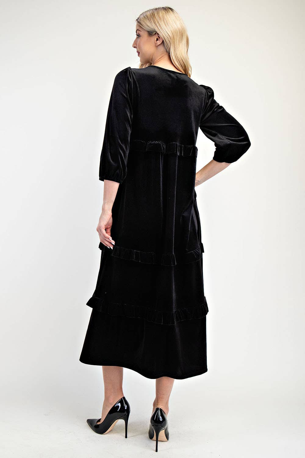 Celeste Clothing – wholesale Klänning - Dam – PLUS SIZE ELEGANT BLYGSAM KLÄNNING I SAMMET -MD33897-PL51