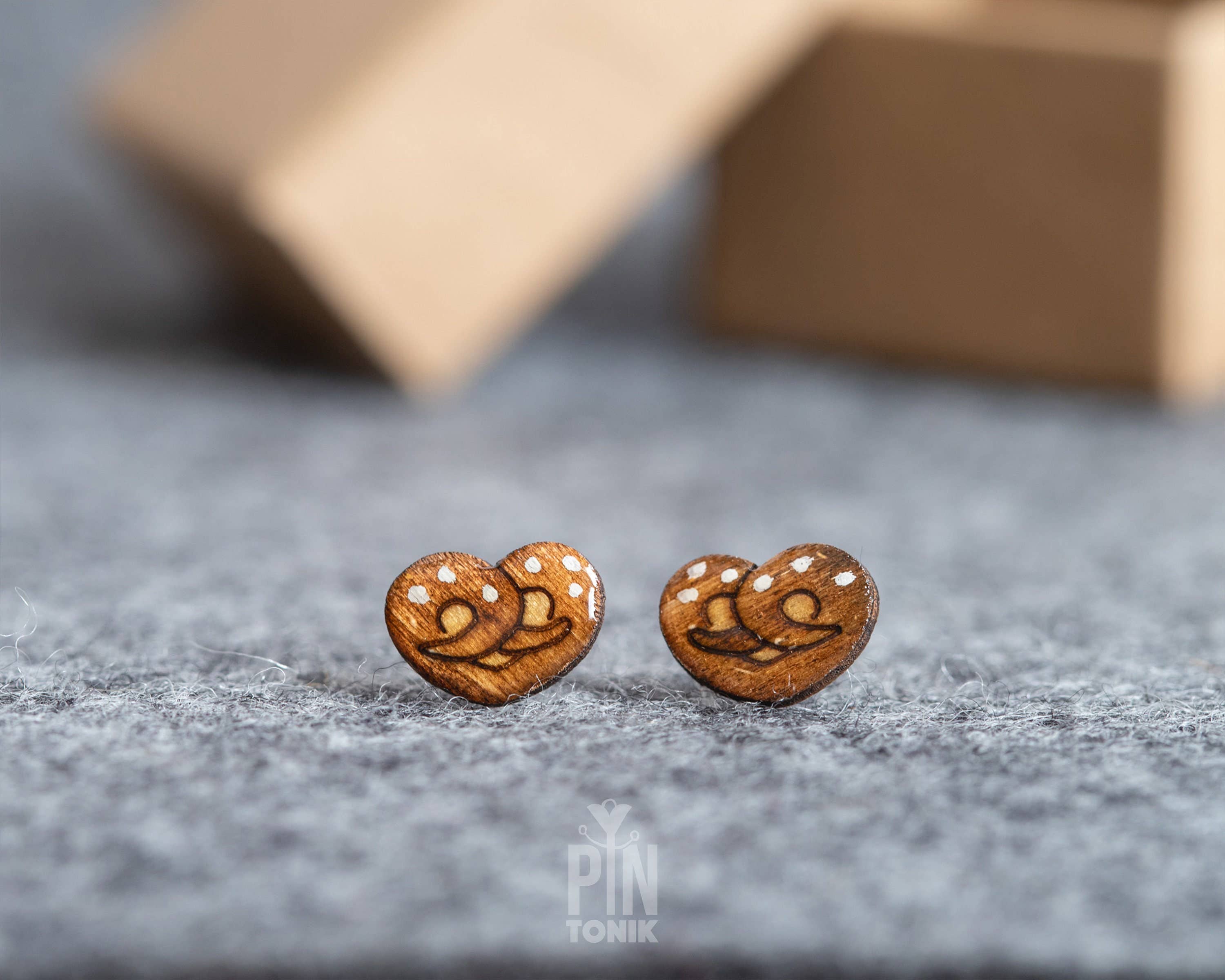 PinTonik - Wholesale Stud/Post Earrings - Pretzel Miniature Food Stud Earrings - Funny Gifts4