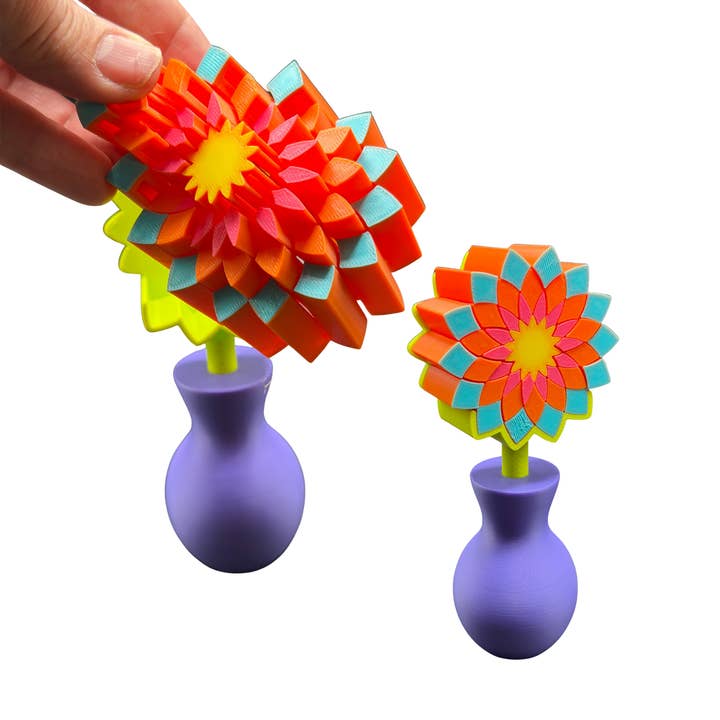 Pixel Flower Fidget with Vase (Large) for wholesale by Sugar City Maker
