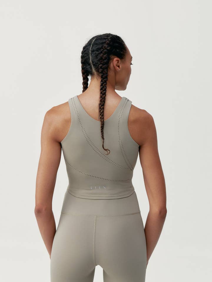 Born Living Yoga - Wholesale Athletic Top - Women's - Top Zenda Fungi1