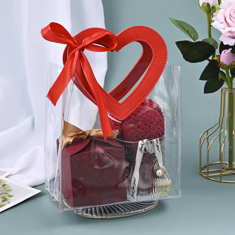 ByHome - Wholesale Gift Bag - 7"x4"x8" Heart Handle Large Thick Transparent PVC Gift Bag2