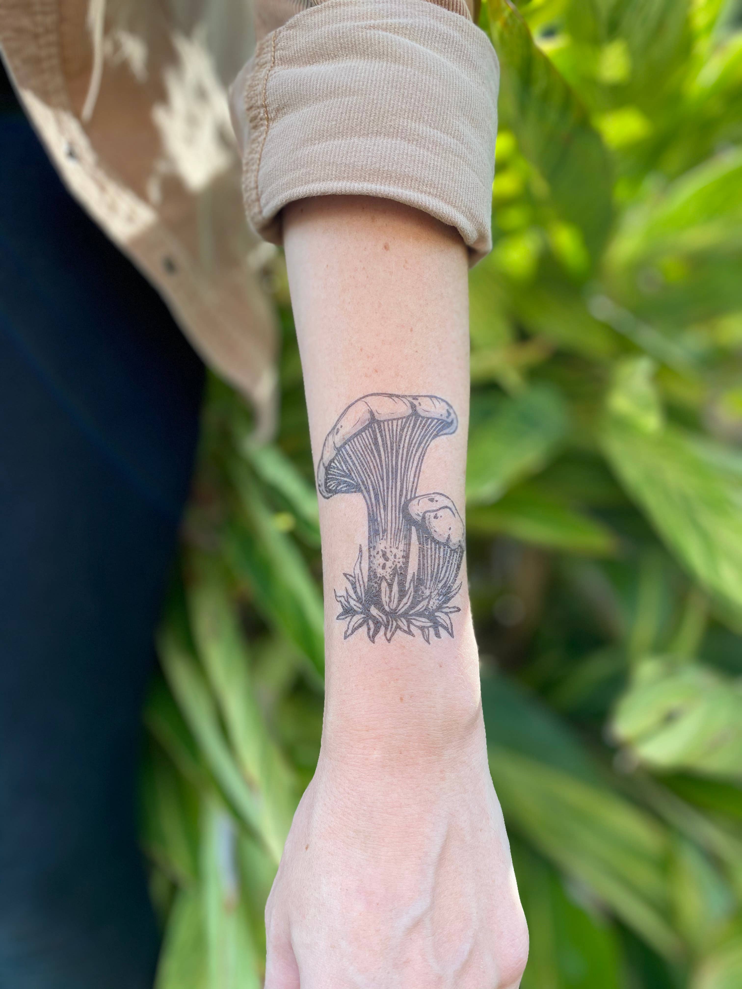 30+ Amazing Mushroom Tattoo Design Ideas (and What They Mean) | Mushroom  tattoos, Tattoos, Simplistic tattoos