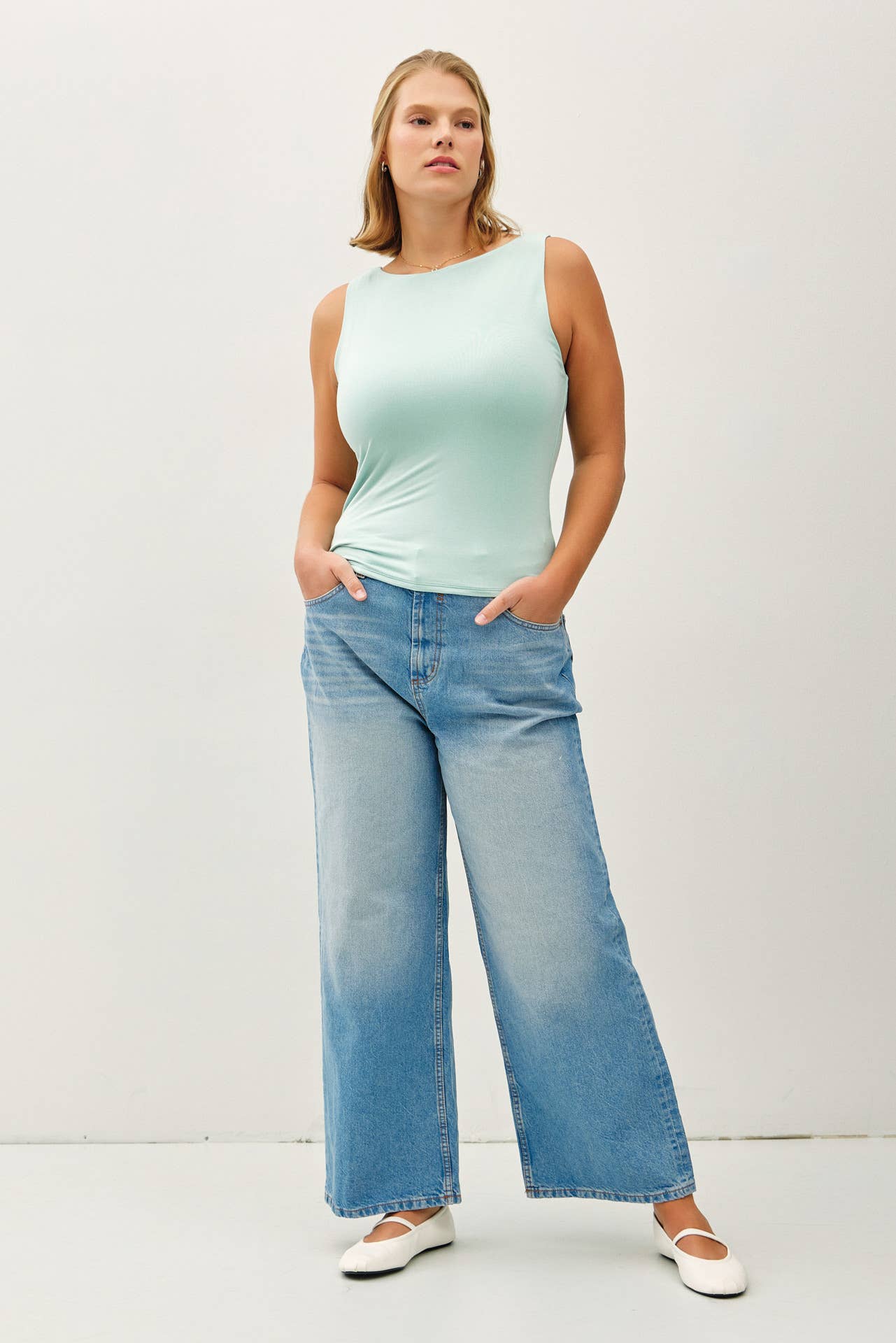 Be Cool - Wholesale Tank Top - Women's - PLUS [SOFT CORE] BASIC BOAT NECK TANK15