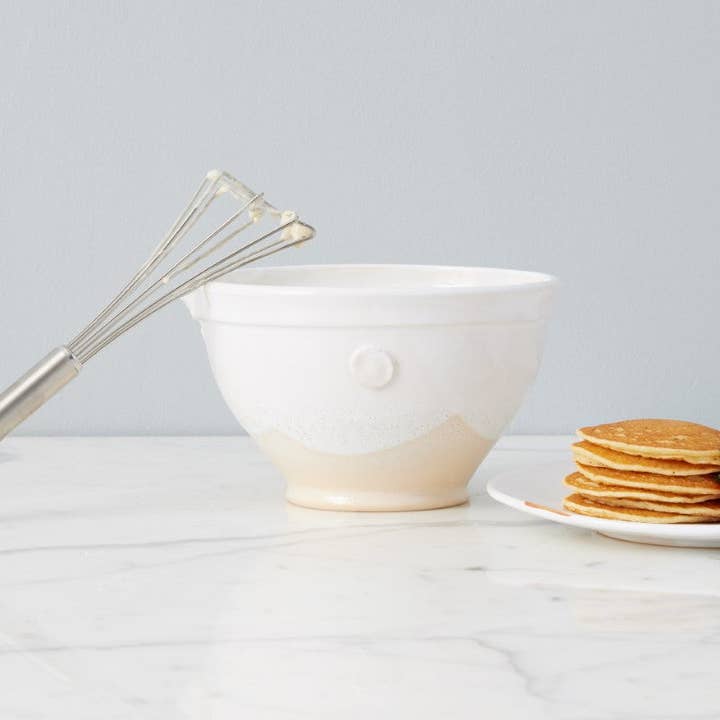etúHOME - Wholesale Mixing Bowl - White Artisanal Handthrown Ceramic Mixing Bowl with Spout