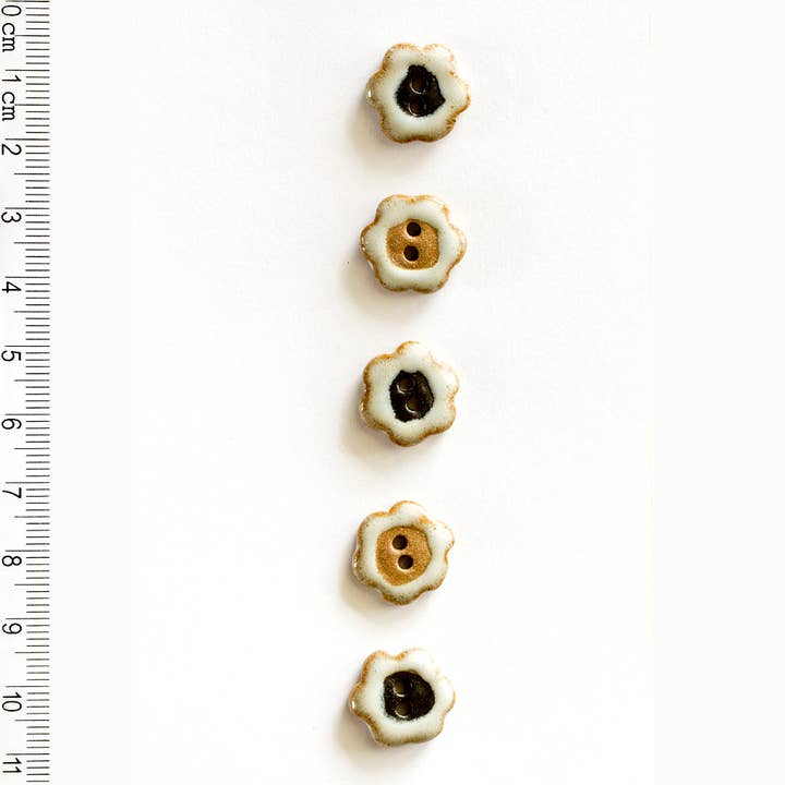 Incomparable Buttons - Wholesale Sewing Button/Snap - Handmade Flower Sewing Buttons