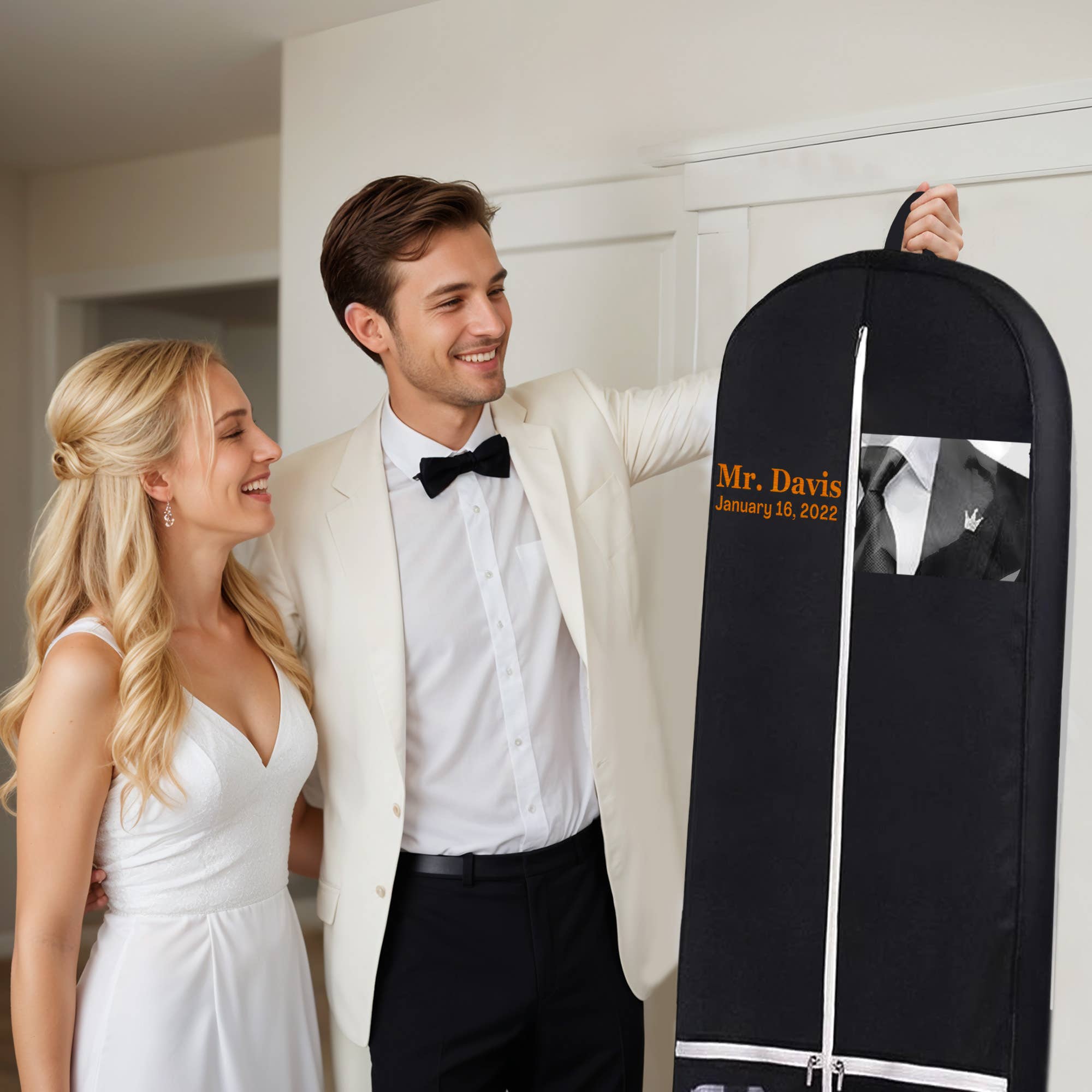 Gradzo – wholesale Garment bag – unisex – Personalized Garment Hanger for Wedding Dresses & Tuxedos2
