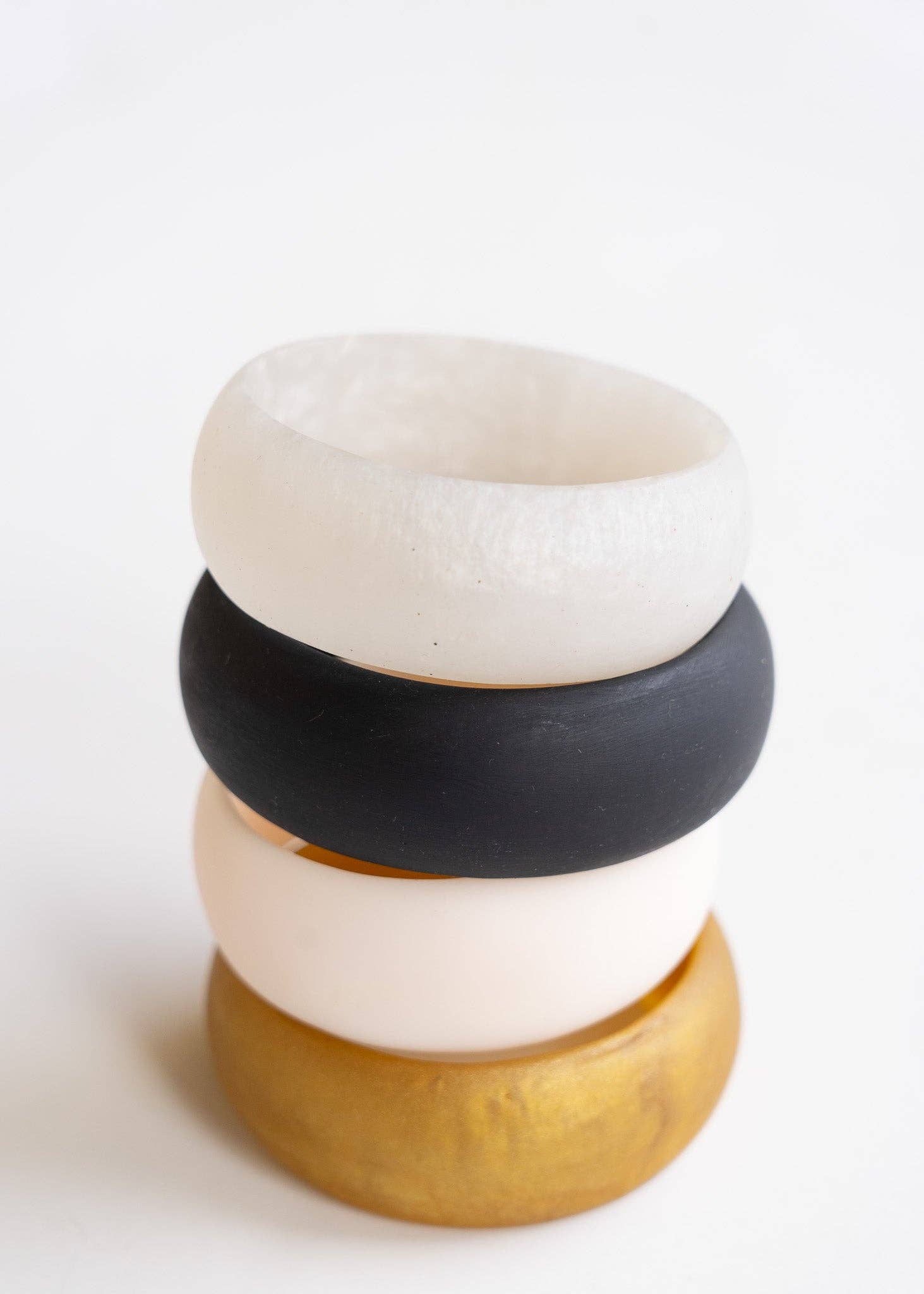 Bali Queen - Wholesale Bangle Bracelet - Ivory Resin Bangles6