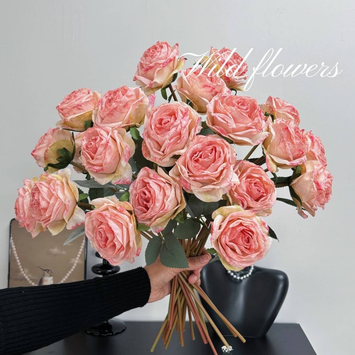 ACCITY - Wholesale Artificial Flowers - Premium Burnt Edge Rose Artificial Flower Bouquet_CWMM64699