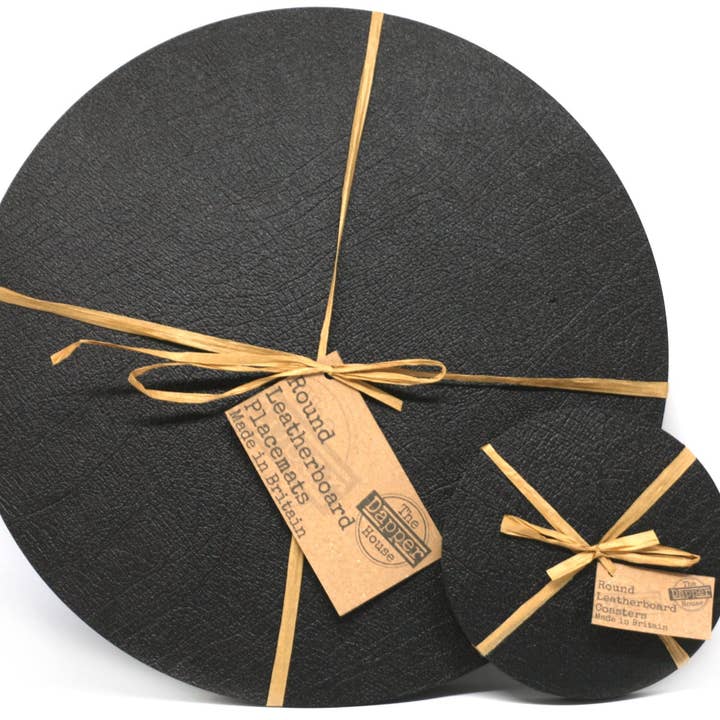 Set mit 4 klassischen runden Tischsets aus schwarzem Lederbrett, 1 Stück für den Großhandel von The Dapper House