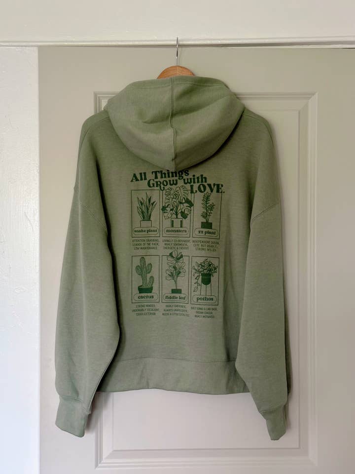 "Arrosez Vos Plantes" Sweat à Capuche Forêt pour la vente par Relic96
