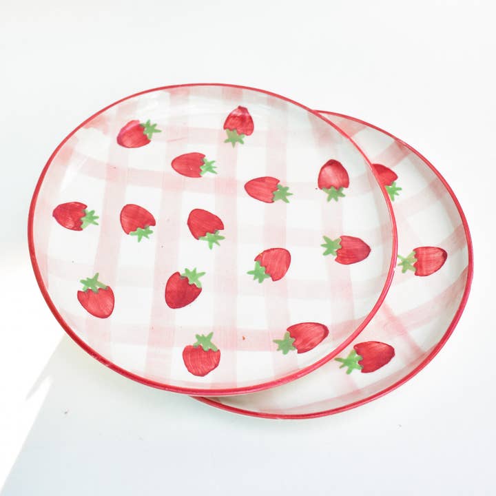 Casa Amarosa - Wholesale Dinner Plate - Dessert Plate - Strawberry Shortcake, 7 Inches